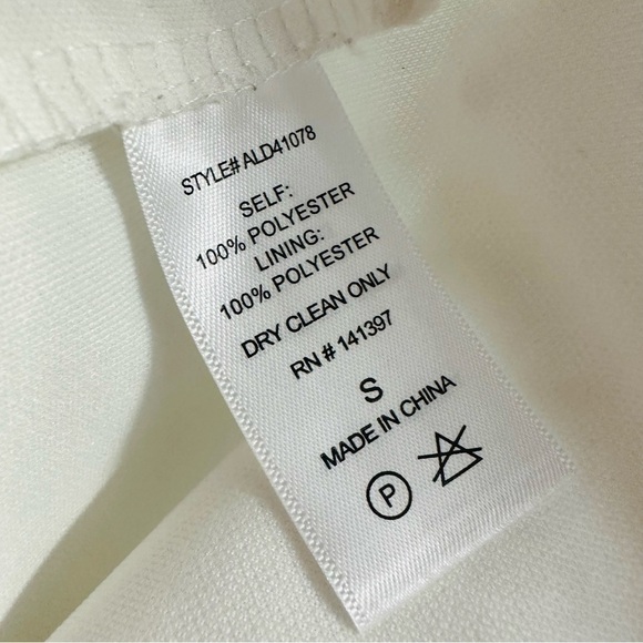 ASTR Dress Mini Dainty White Floral Lace Sheath Bridal Wedding Size Small - Picture 6 of 7